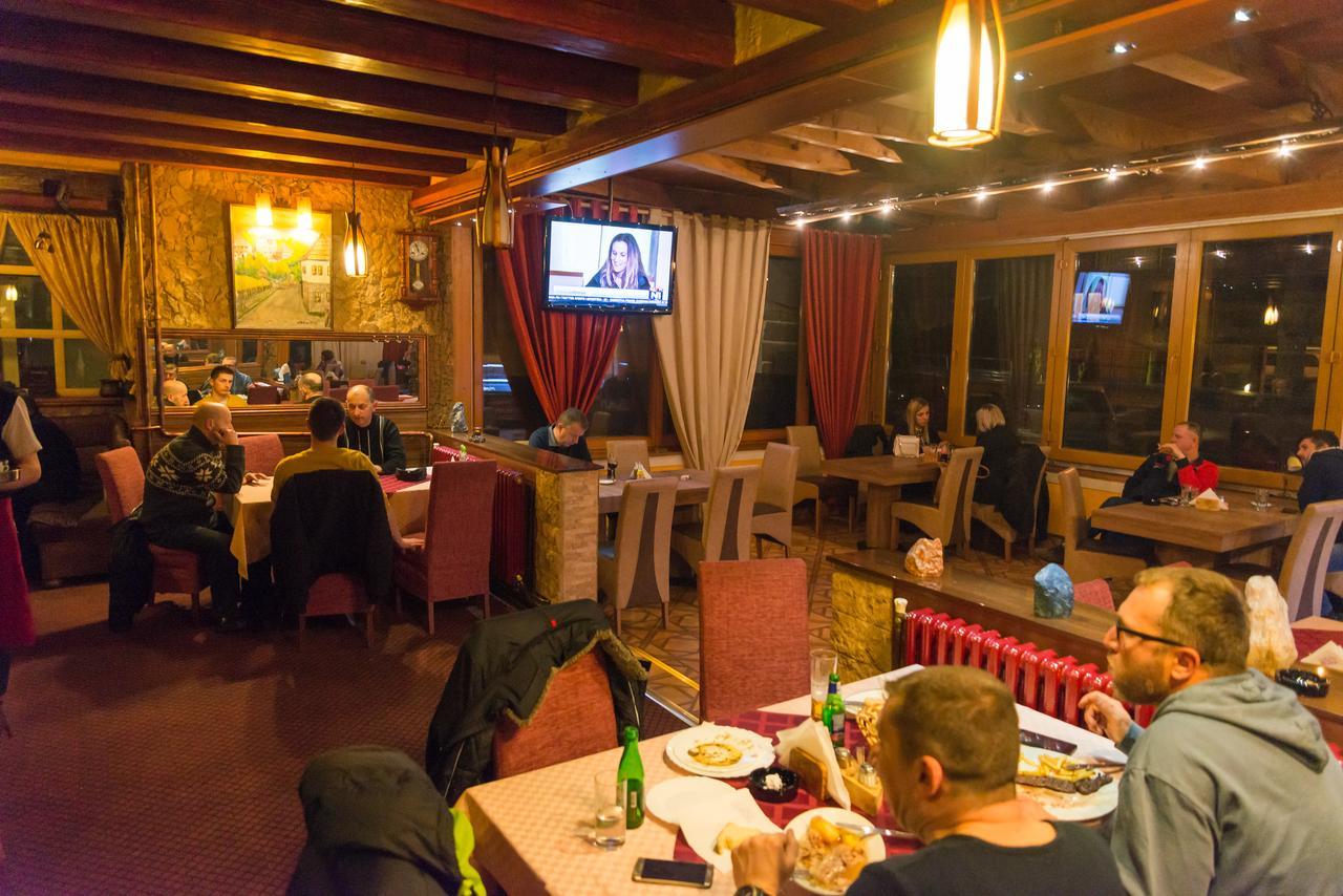 Motel Orhideja Donji Vakuf Zewnętrze zdjęcie